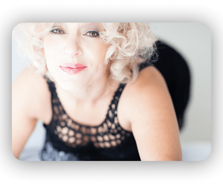 Stripchat Mature: Goditi le Cam in Diretta con Donne Mature