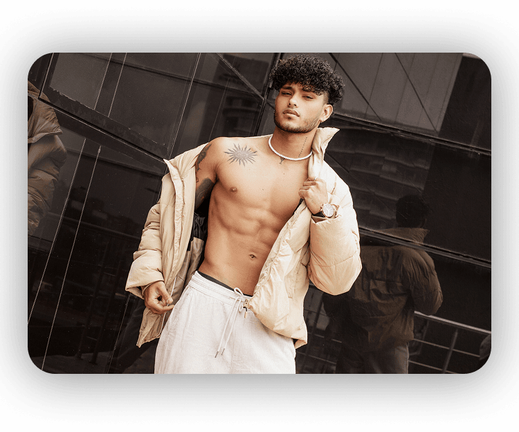 Faceci na świeżym powietrzu